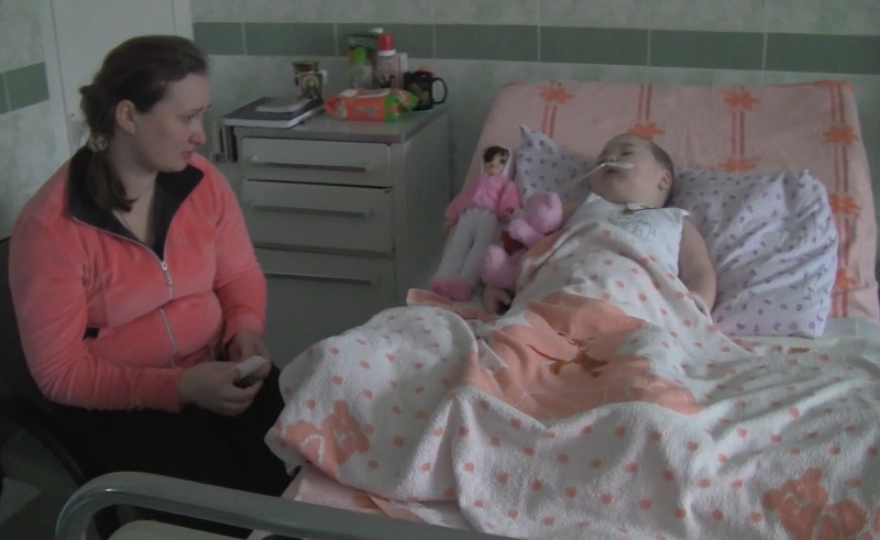 Viața Anastasiei atârnă de un fir de ață... Împreună o putem ajuta!